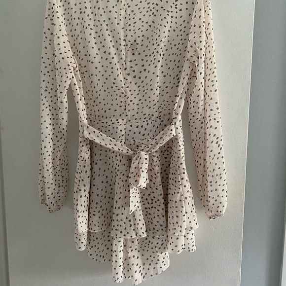 White long sleeve romper - Picture 3 of 3